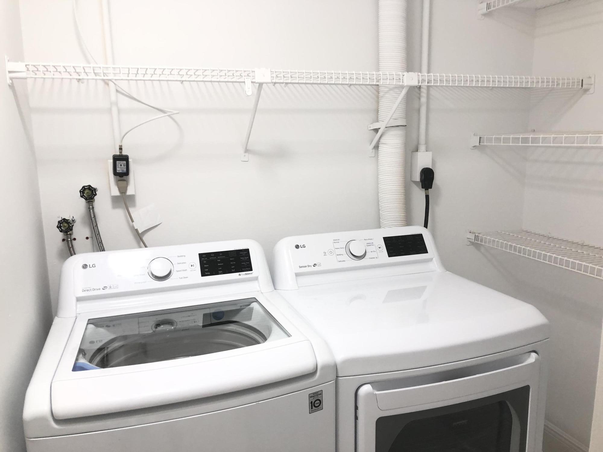 14140 Nesting Way Delray Beach, FL 33484 - Photo 15 of 40 laundryroom
