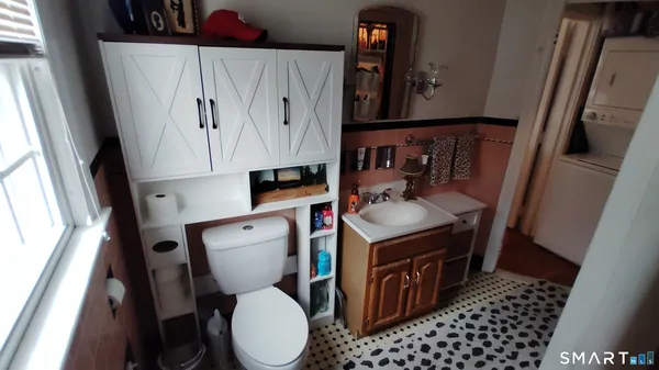 $2,325 | 887 Hanover Road, Unit C, Meriden, CT 06451