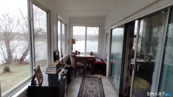 $2,325 | 887 Hanover Road, Unit C, Meriden, CT 06451