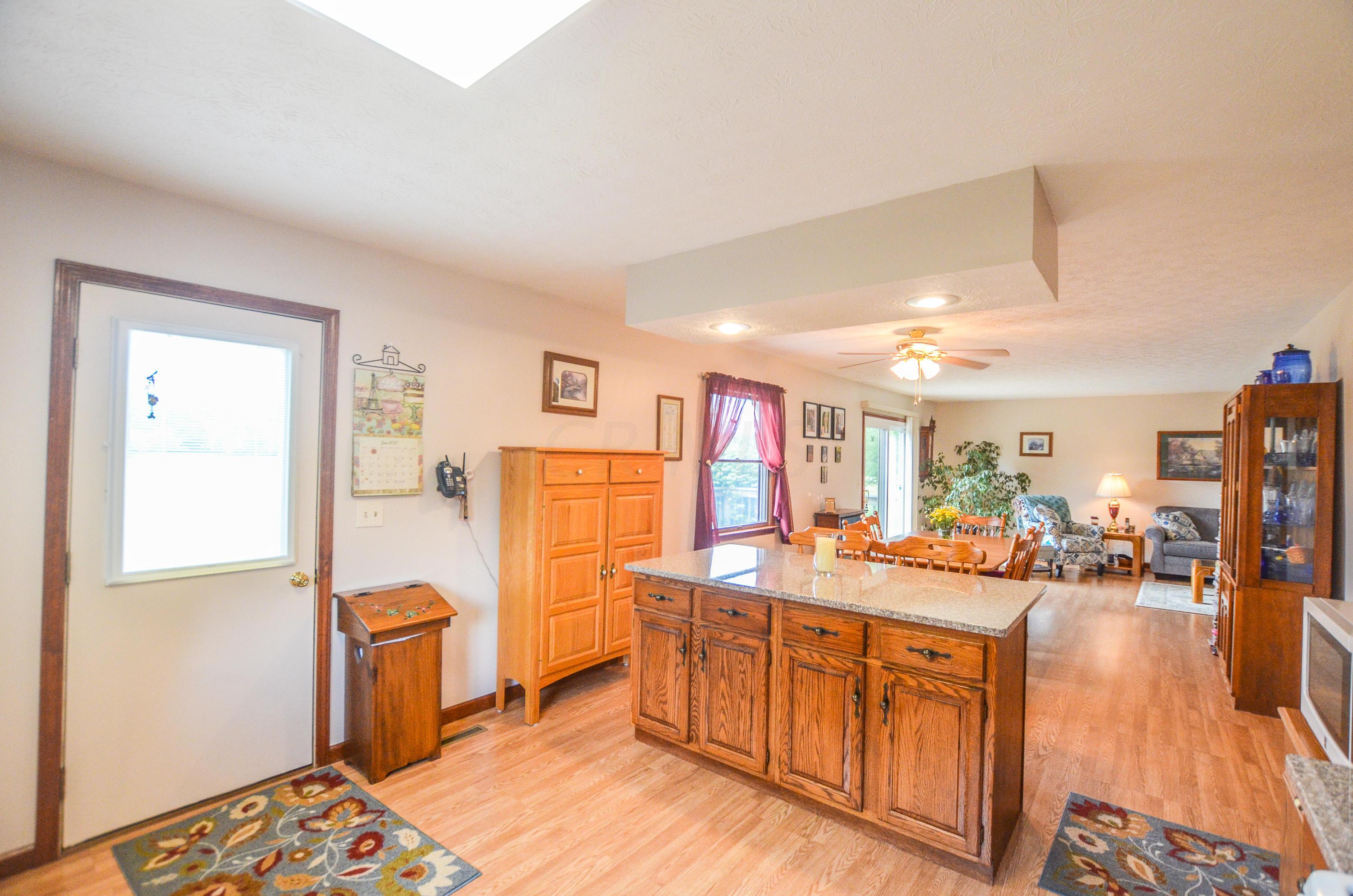 7671 Palmer Road Southwest Pataskala, OH 43062 - Photo 6 of 32