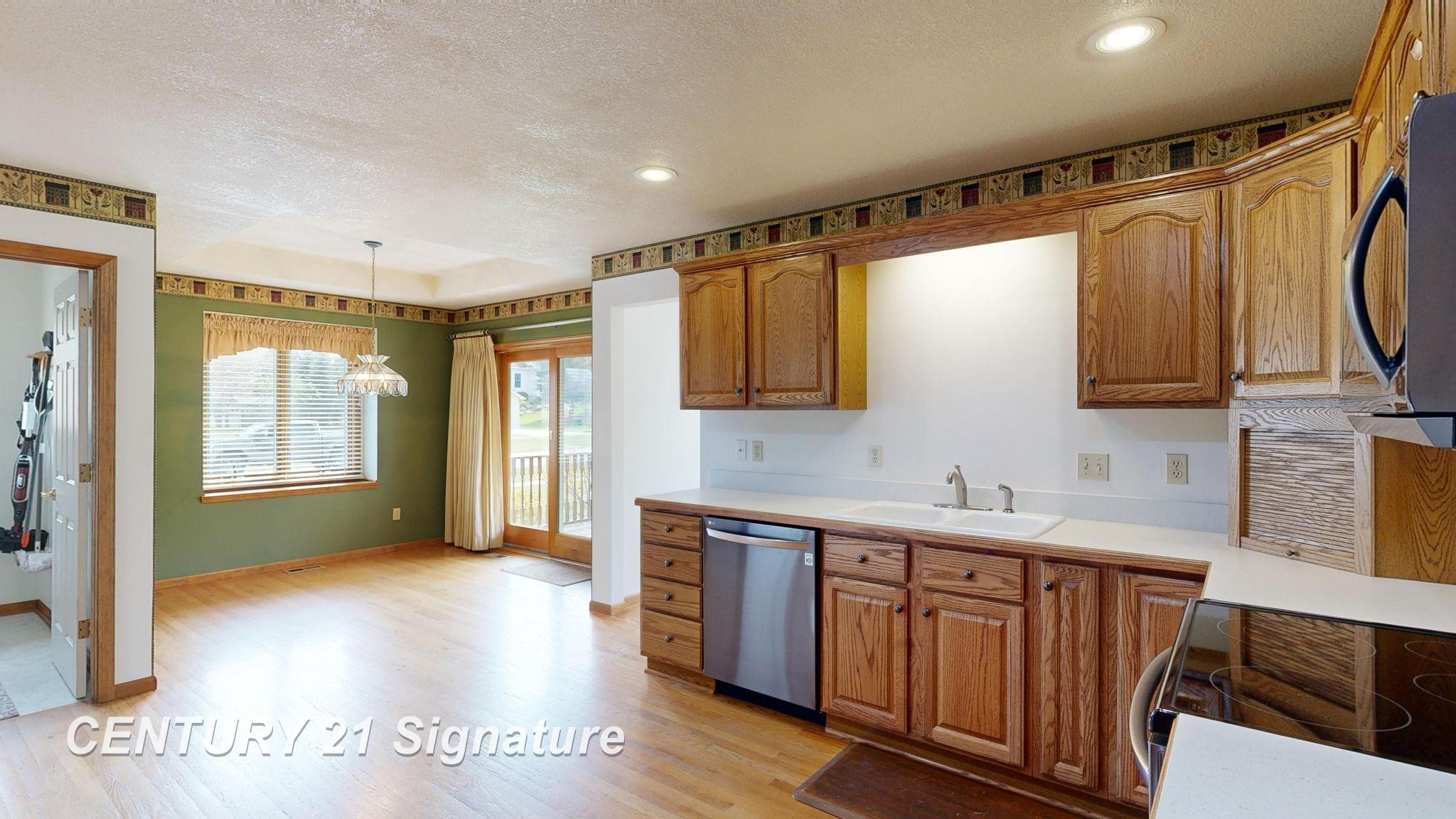 214 Primrose Lane Flushing, MI 48433 - Photo 5 of 54