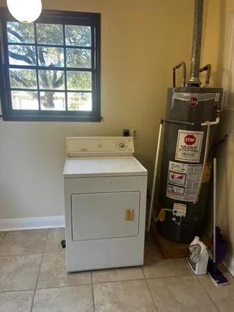 $1,800 | 6015 Carlisle Court, New Orleans, LA 70131
