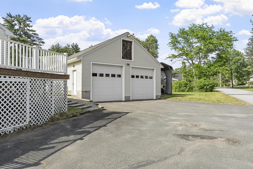 31 Brookside Road Orange, MA 01364 - Photo 5 of 41