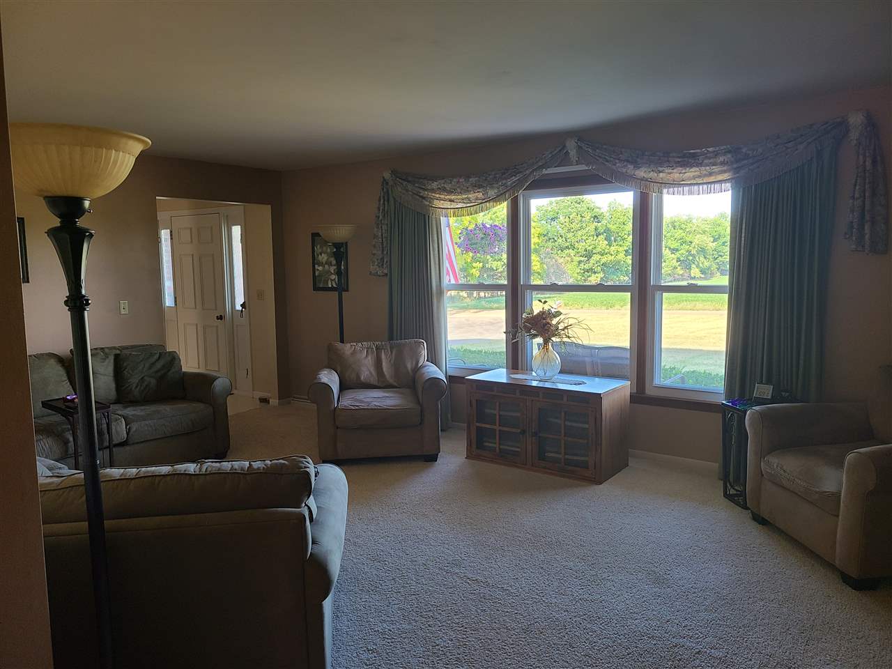 5568 South State Road Durand, MI 48429 - Photo 14 of 29 50022460-13.JPG