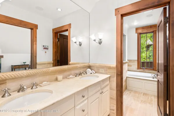 $55,000 | 83 Exhibition Lane, Aspen, CO 81611