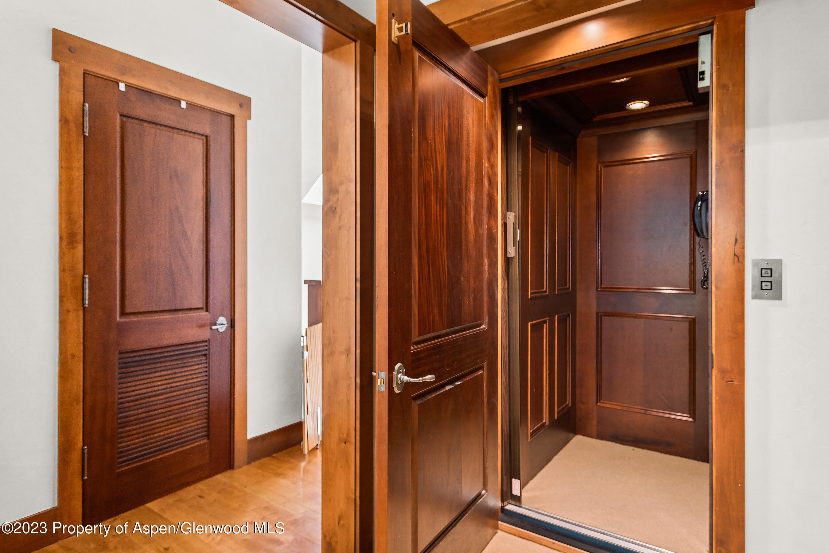 83 Exhibition Lane Aspen, CO 81611 - Photo 29 of 47 Elevator