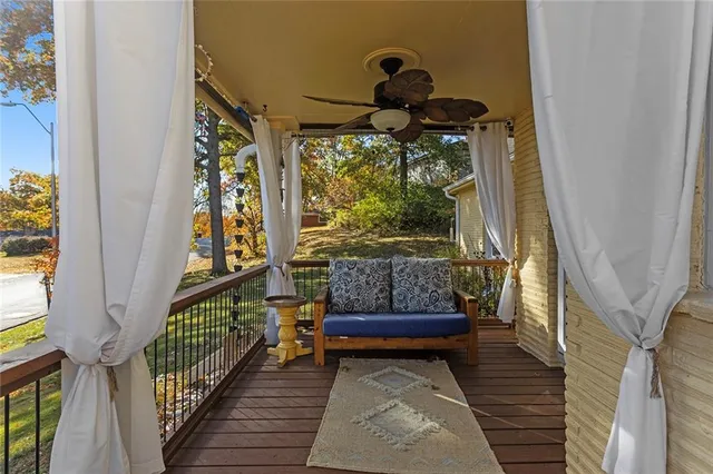 $350,000 | 6204 North Robinhood Lane, Kansas City, MO 64151