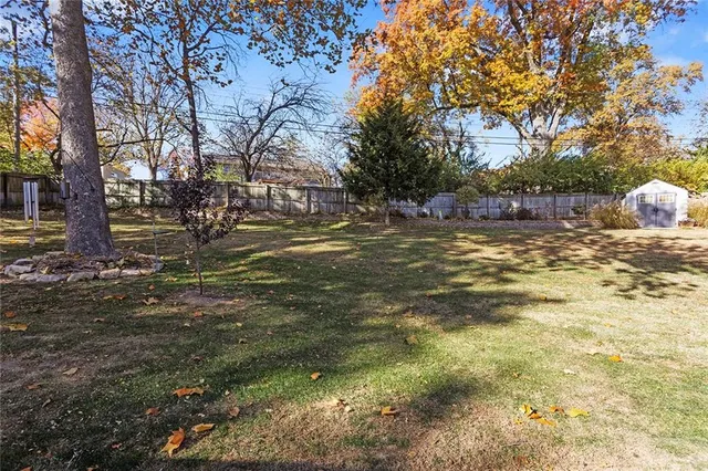 $350,000 | 6204 North Robinhood Lane, Kansas City, MO 64151