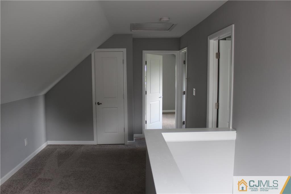 421 Decatur Avenue Middlesex, NJ 08846 - Photo 14 of 25 Gallery Image 14