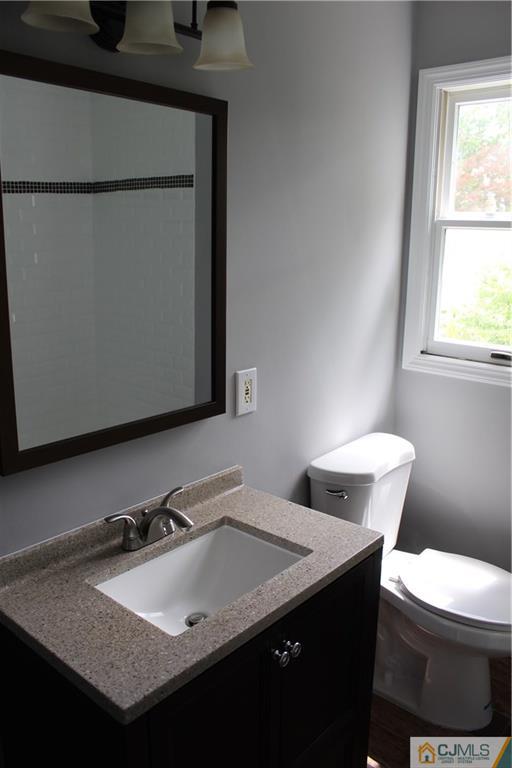 421 Decatur Avenue Middlesex, NJ 08846 - Photo 17 of 25 Gallery Image 17