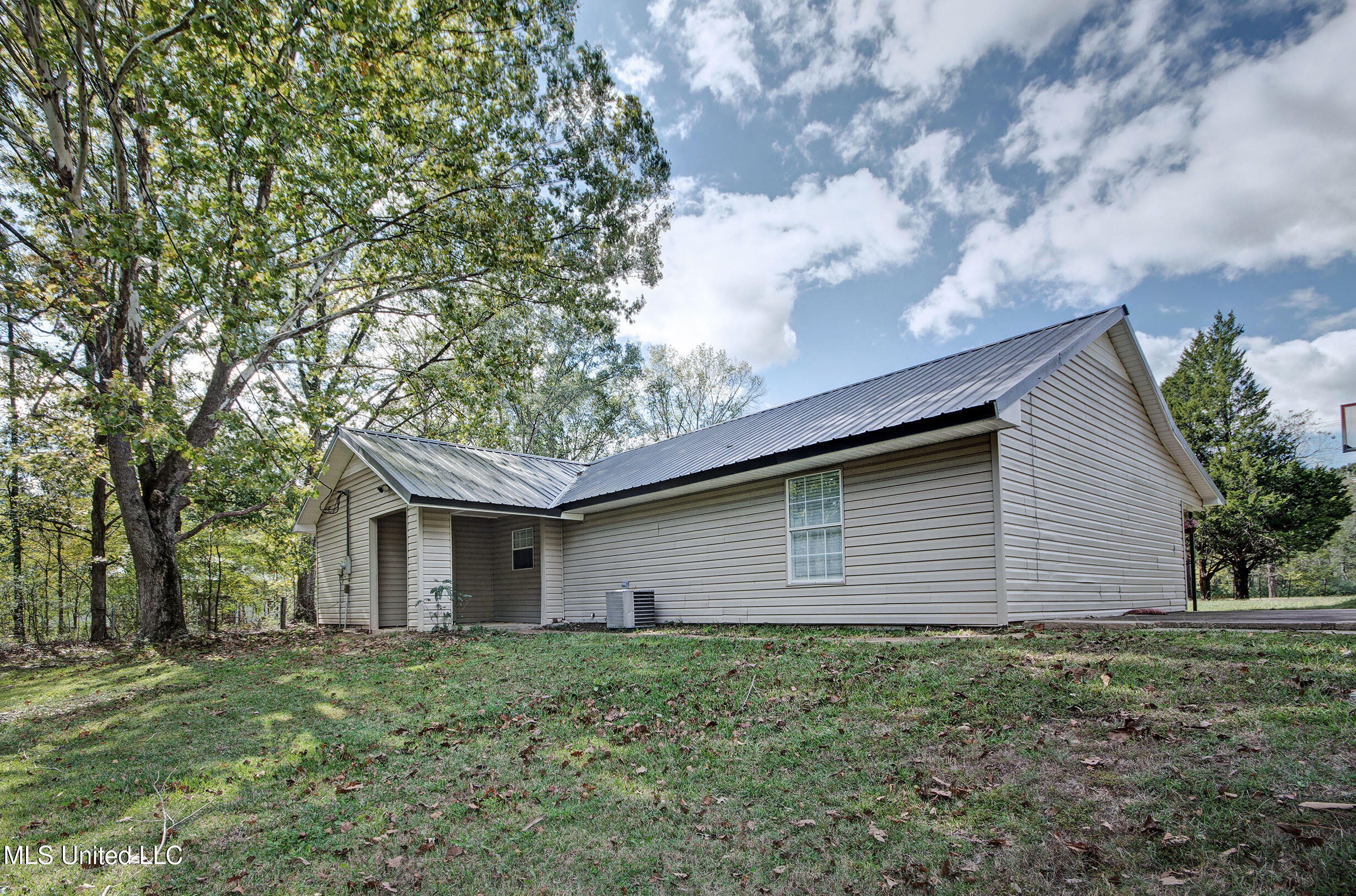 1731 White Road Florence, MS 39073 - Photo 4 of 20 File022_3_4