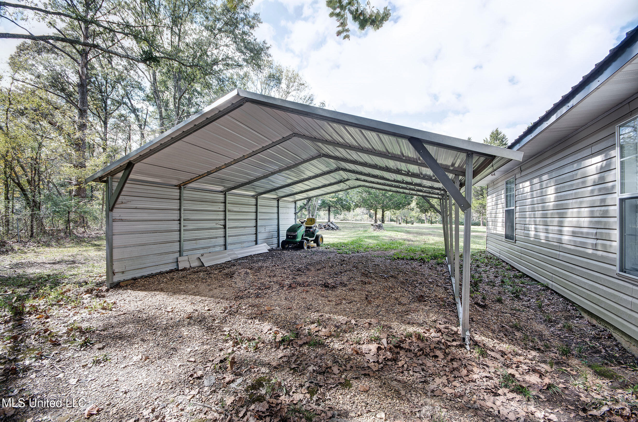 1731 White Road Florence, MS 39073 - Photo 6 of 20 File028_29_30
