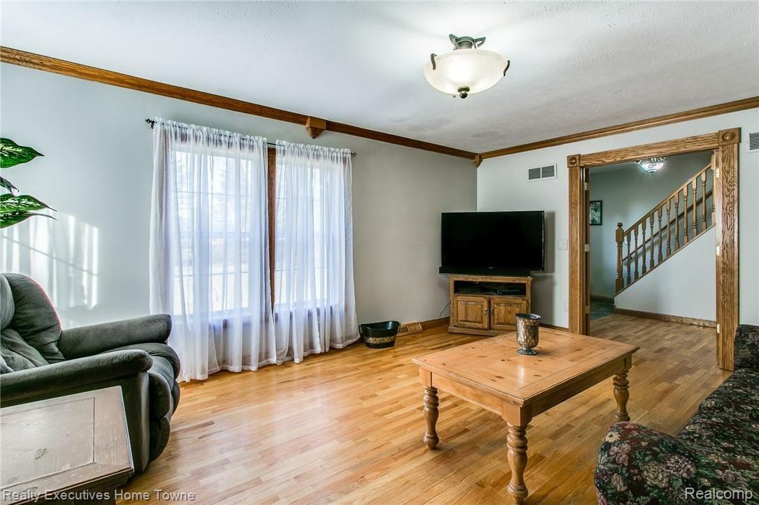 8619 Imlay City Road Avoca, MI 48006 - Photo 26 of 35 8619 Imlay City Rd-17.JPG