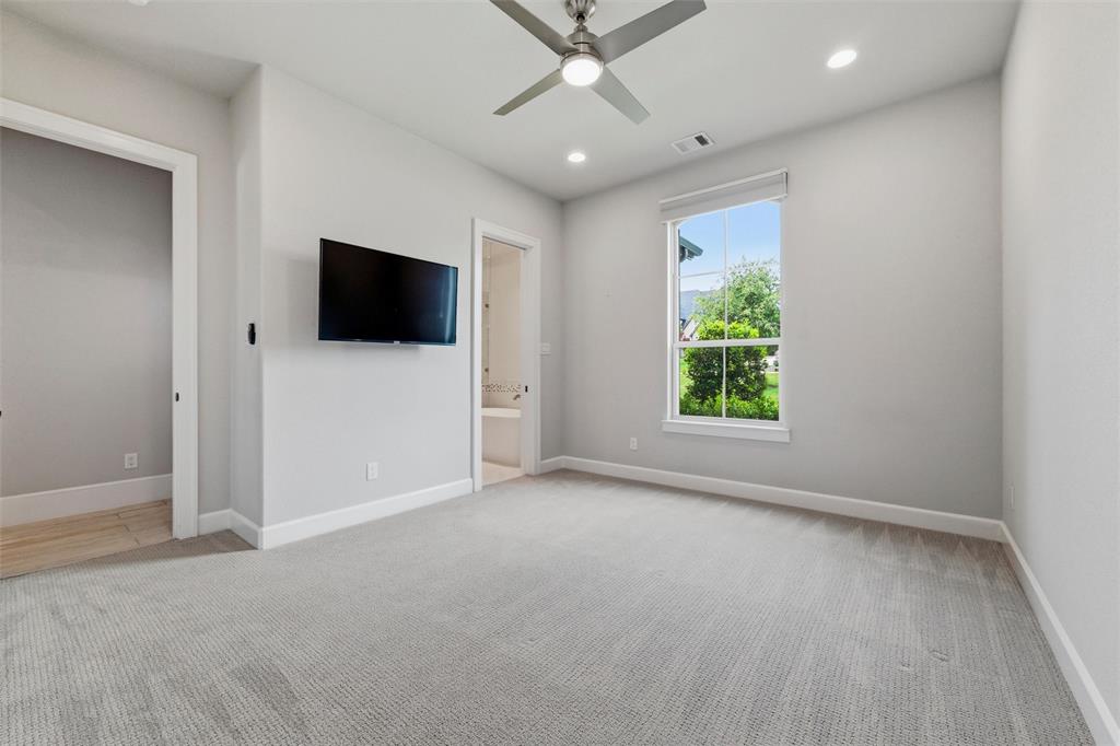 1019 Country Way Rowlett, TX 75089 - Photo 20 of 40 Second Primary Suite