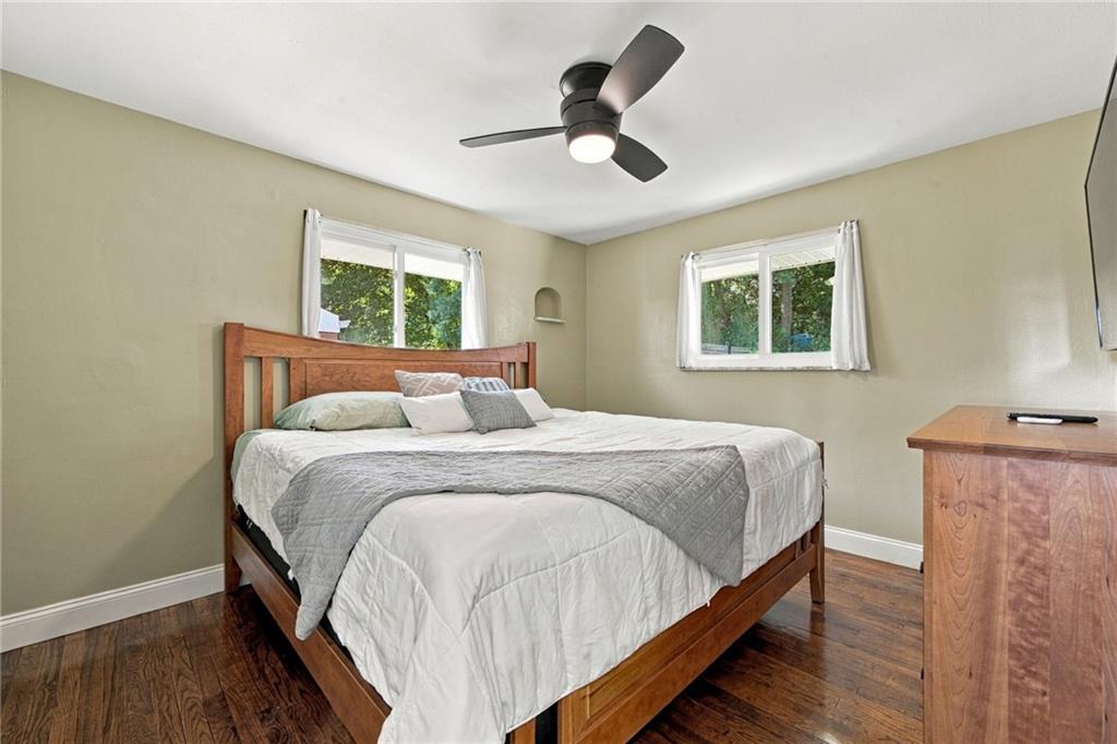 1004 Lessing Street Pittsburgh, PA 15220 - Photo 15 of 34 Gallery Image 15