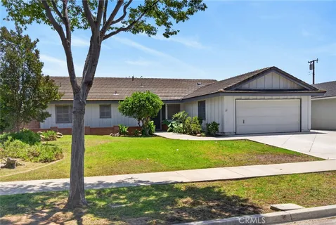 $699,900 | 10852 Kloiber Street, Riverside, CA 92505