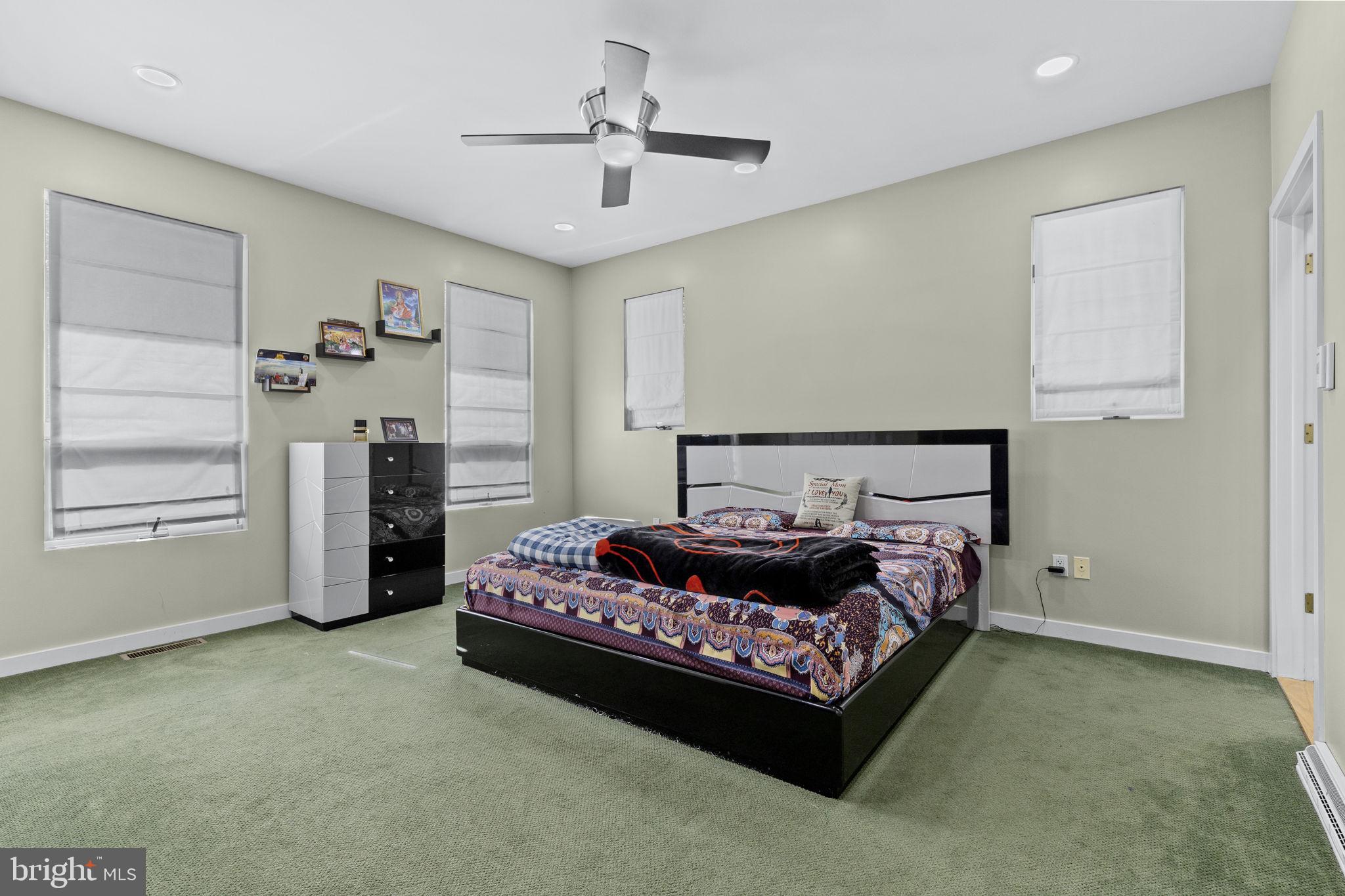 253 Brindle Road Mechanicsburg, PA 17055 - Photo 13 of 100