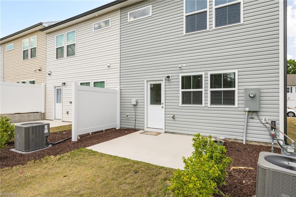 821 Falls Grove Trail High Point, NC 27265 - Photo 26 of 32