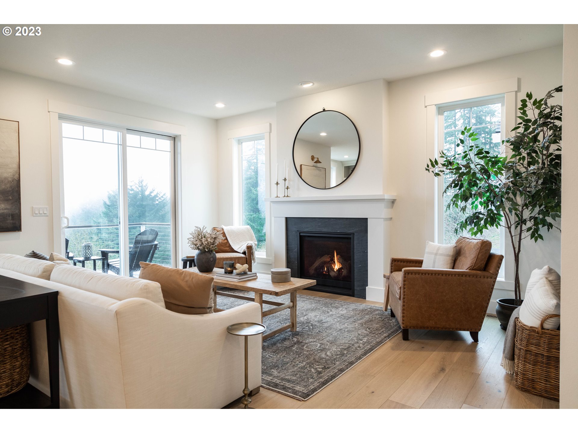 23250 Southwest Wunderli Canyon Road Sherwood, OR 97140 - Photo 15 of 48 Kitchen/Family Room