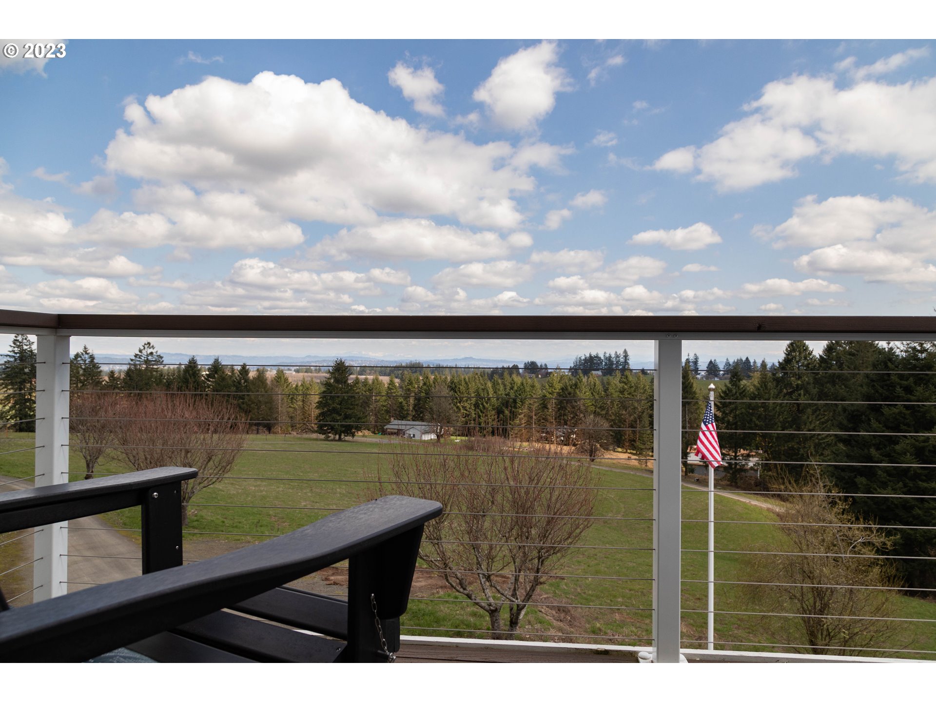 23250 Southwest Wunderli Canyon Road Sherwood, OR 97140 - Photo 17 of 48 Balcony