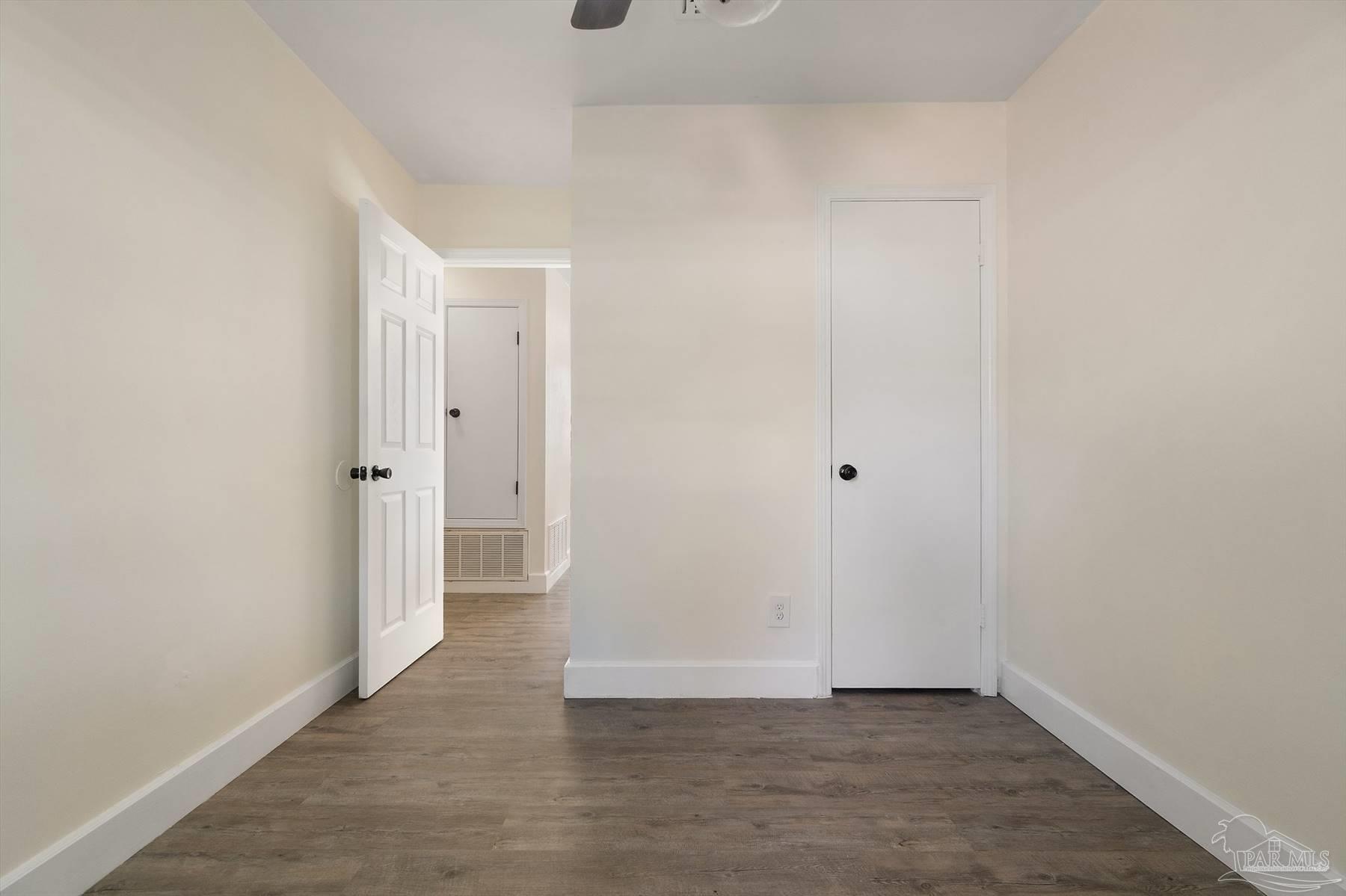 5692 Muldoon Road Pensacola, FL 32526 - Photo 25 of 40 Gallery Image 25