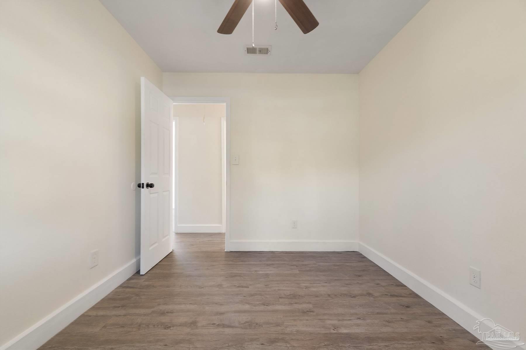 5692 Muldoon Road Pensacola, FL 32526 - Photo 27 of 40 Gallery Image 27