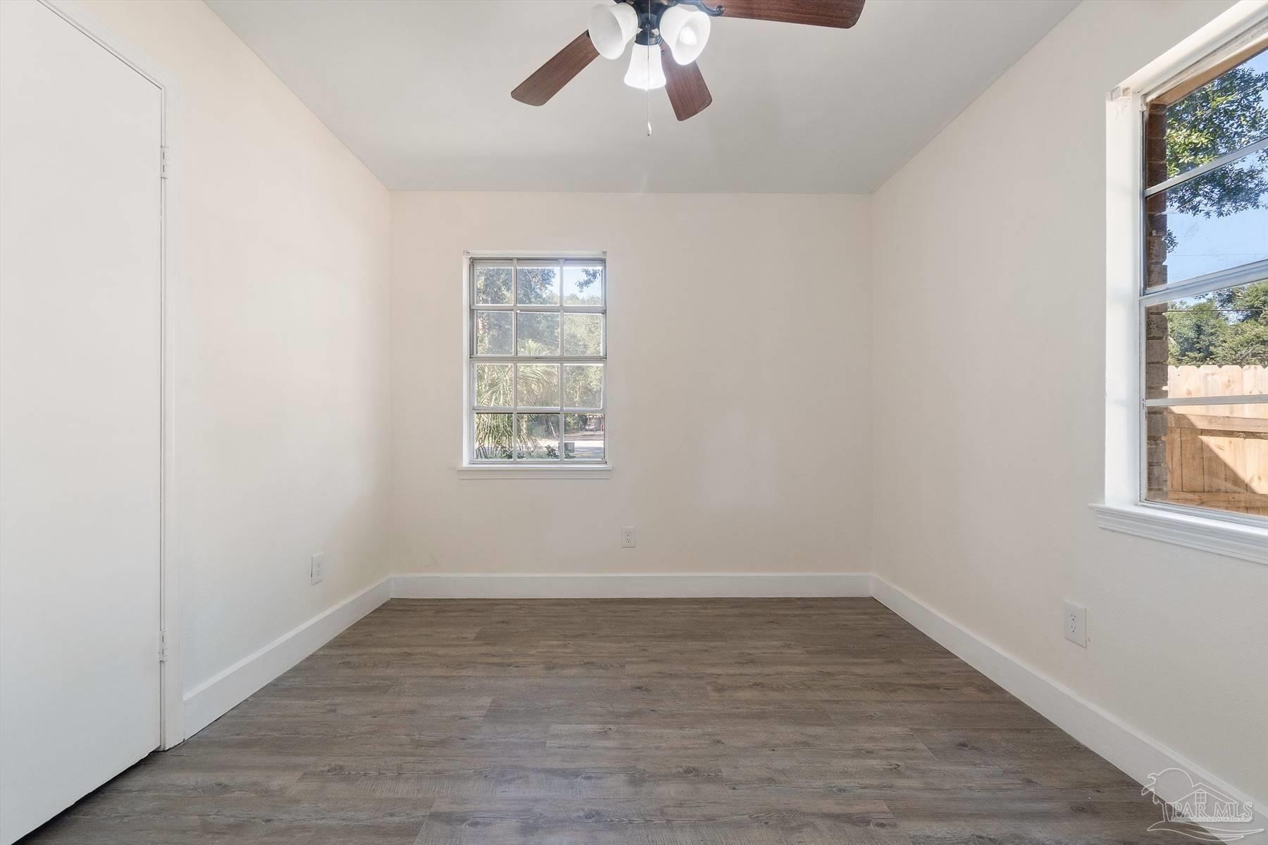 5692 Muldoon Road Pensacola, FL 32526 - Photo 28 of 40 Gallery Image 28