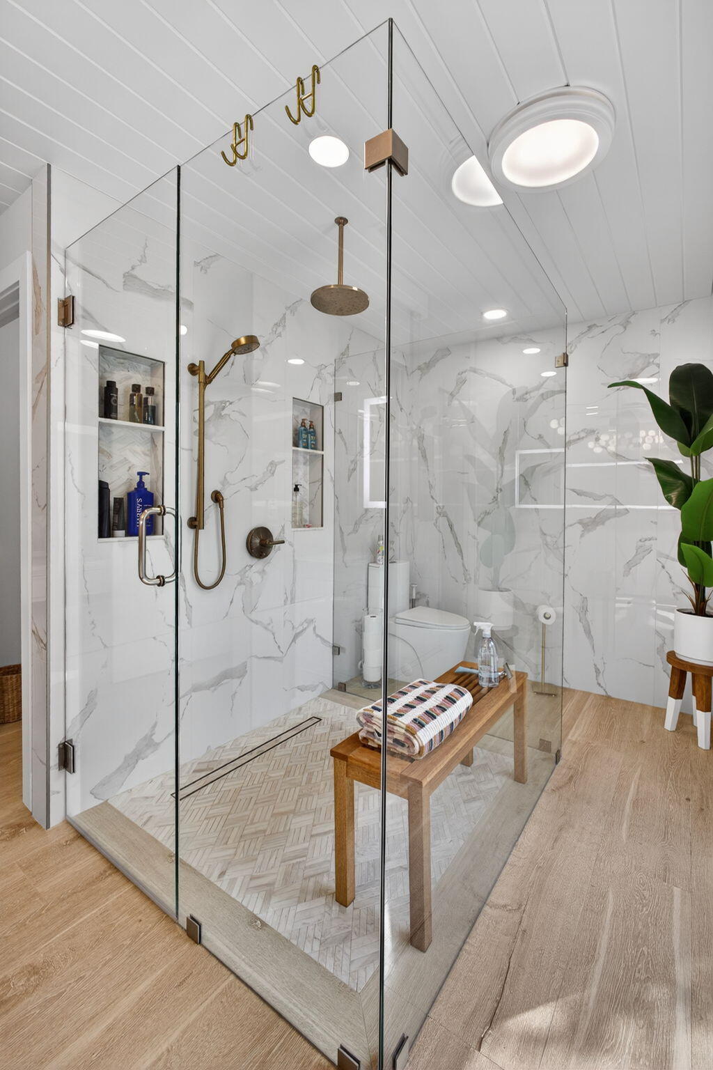 17085 Bay Street Jupiter, FL 33477 - Photo 19 of 44 a bathroom with a shower