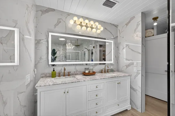 $2,450,000 | 17085 Bay Street, Jupiter, FL 33477