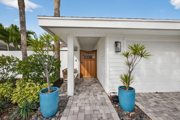 $2,450,000 | 17085 Bay Street, Jupiter, FL 33477