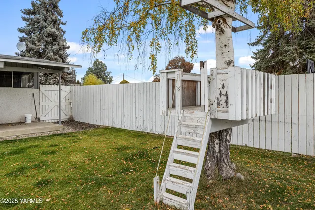 $315,000 | 31 Link Road, Naches, WA 98937