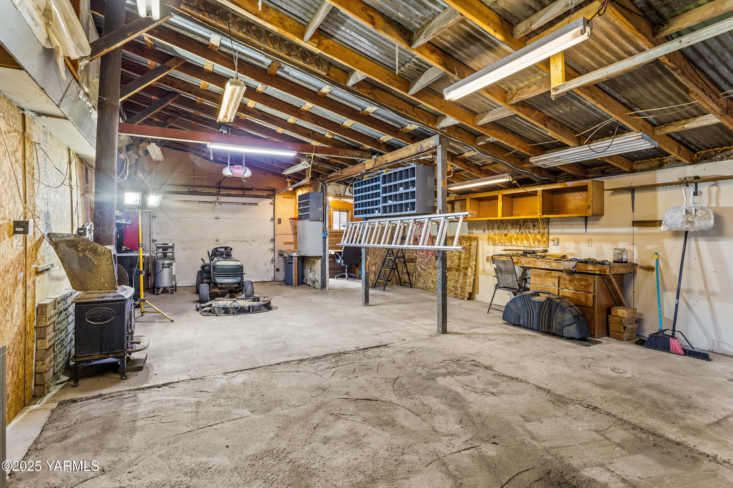 31 Link Road Naches, WA 98937 - Photo 33 of 35 a view of a storage room