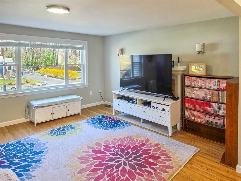 29 Anderson Road Stoughton, MA 02072 - Photo 8 of 23