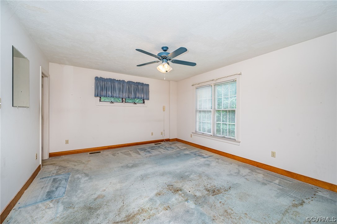 8038 Sinclair Road Mechanicsville, VA 23111 - Photo 18 of 46 Gallery Image 18