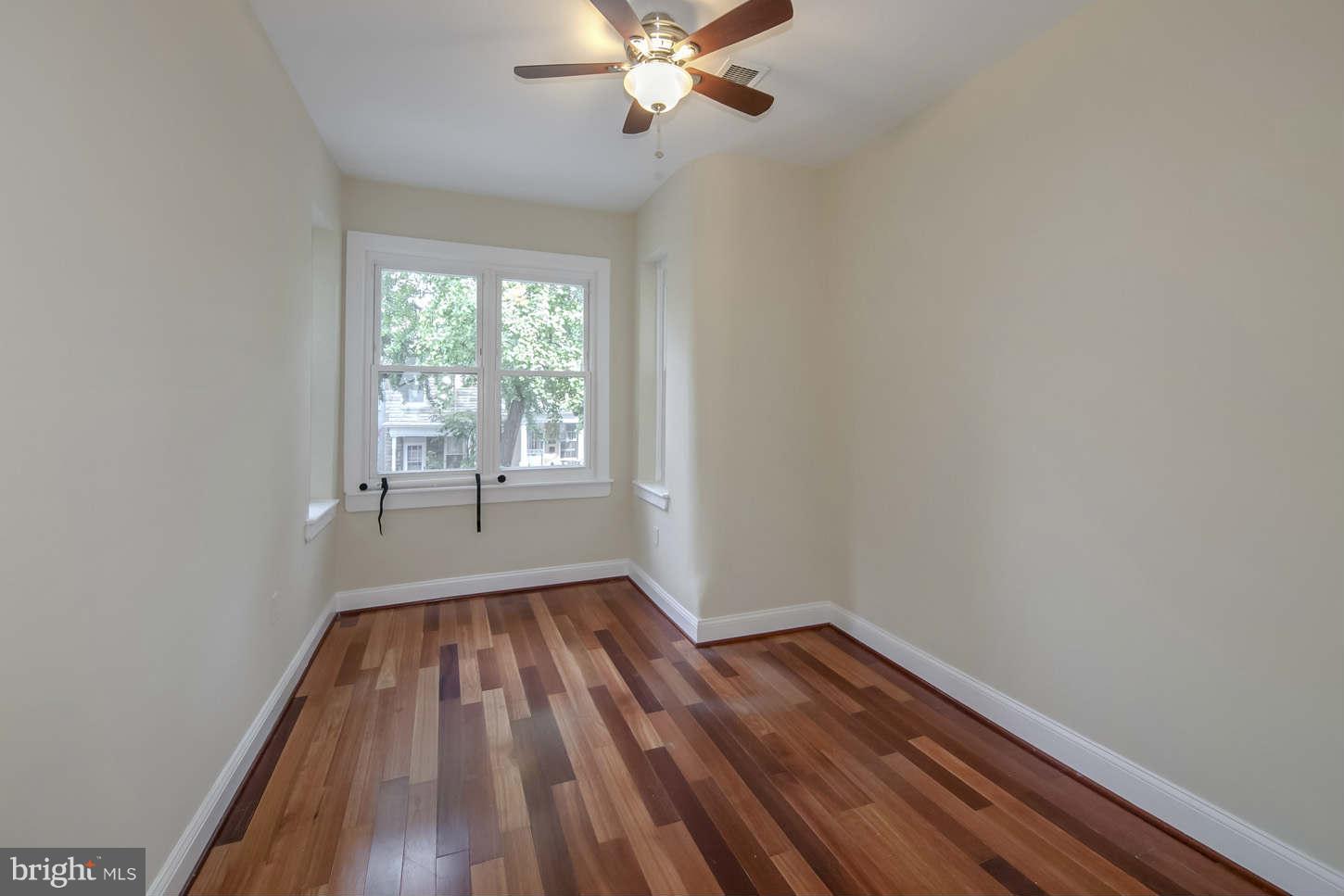 752 Harvard Street Northwest Washington, DC 20001 - Photo 14 of 30 Bedroom