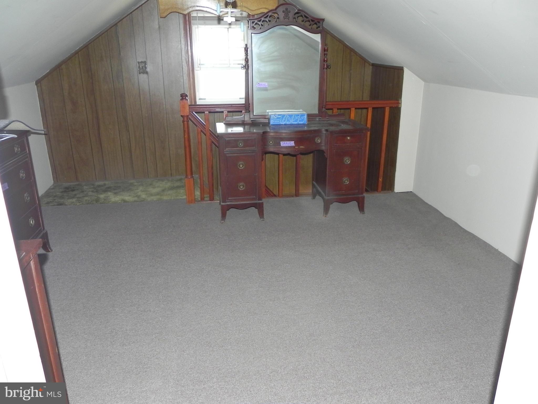 816 Martin Road Baltimore, MD 21221 - Photo 24 of 30 Bedroom 3