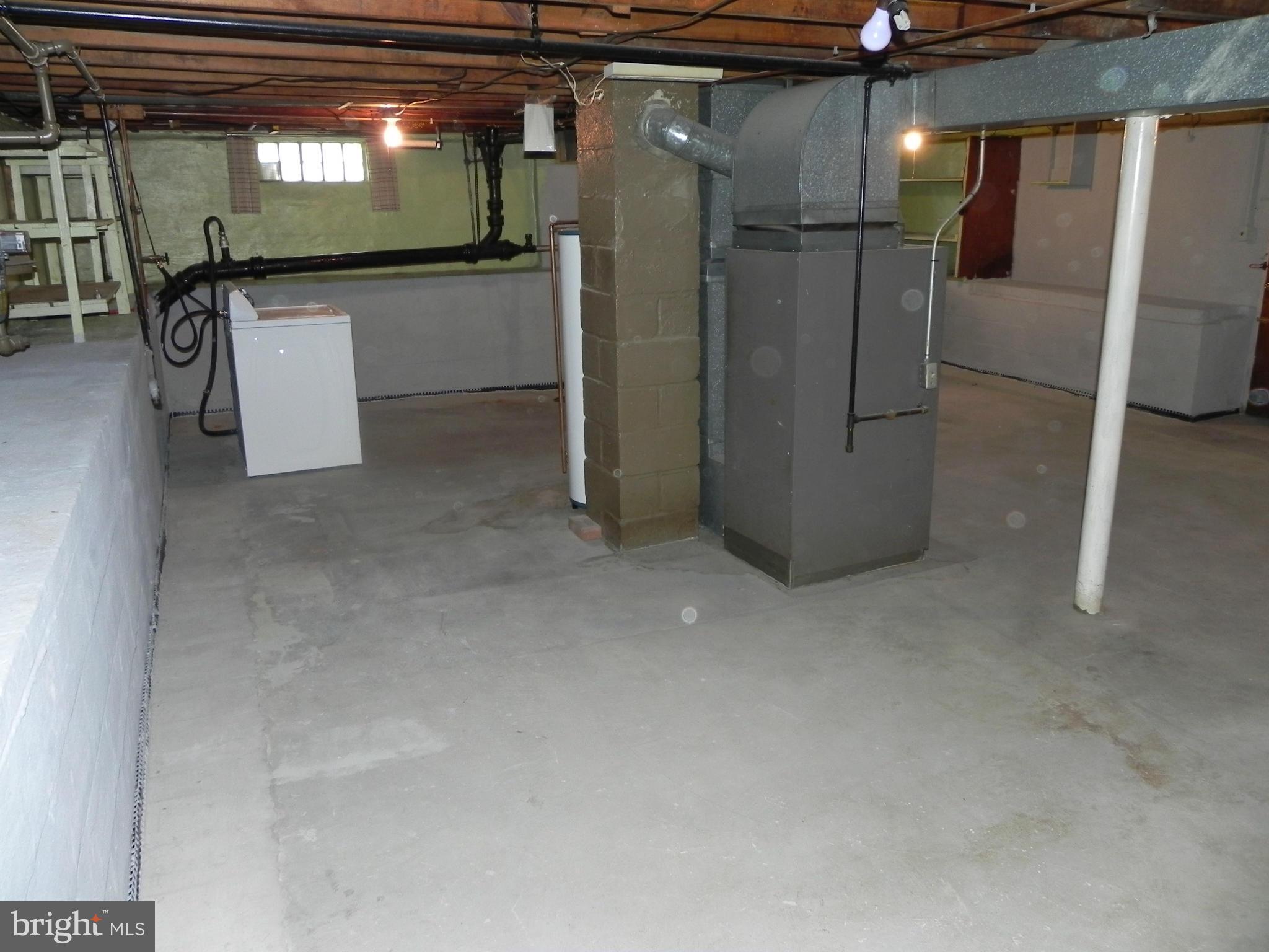 816 Martin Road Baltimore, MD 21221 - Photo 26 of 30 Basement