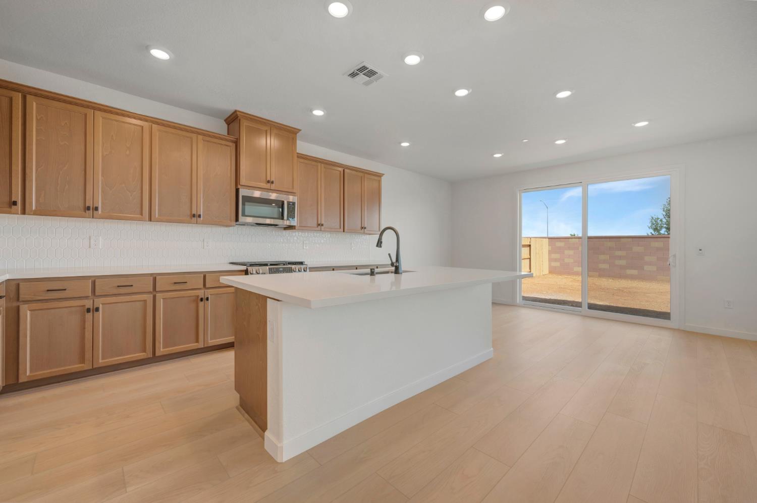 12080 Mircado Way Rancho Cordova, CA 95742 - Photo 2 of 37 Gallery Image 2