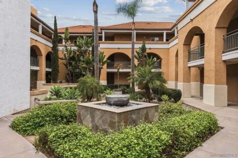 $495,000 | 2150 Camino De La Reina, Unit 216, San Diego, CA 92108