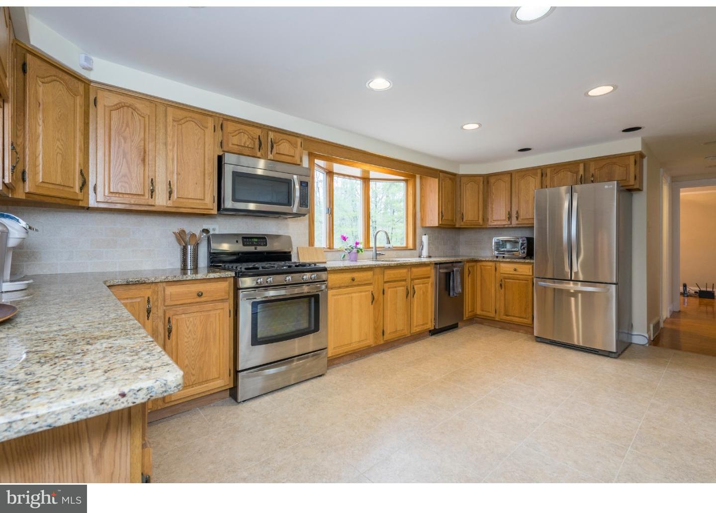 2349 North Firelane Road Southampton, NJ 08088 - Photo 5 of 25 Gallery Image 5