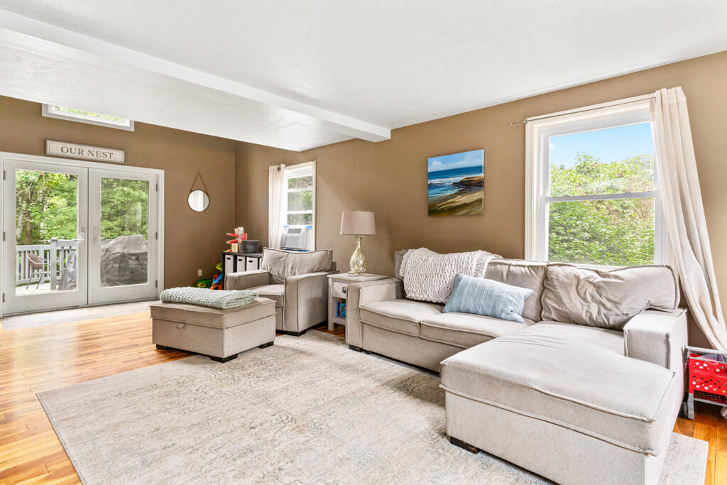 93 2 Rod Road Scarborough, ME 04074 - Photo 19 of 51 DSC04971