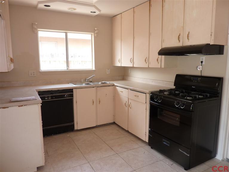 404 South R Street Lompoc, CA 93436 - Photo 3 of 5 Additional Photo