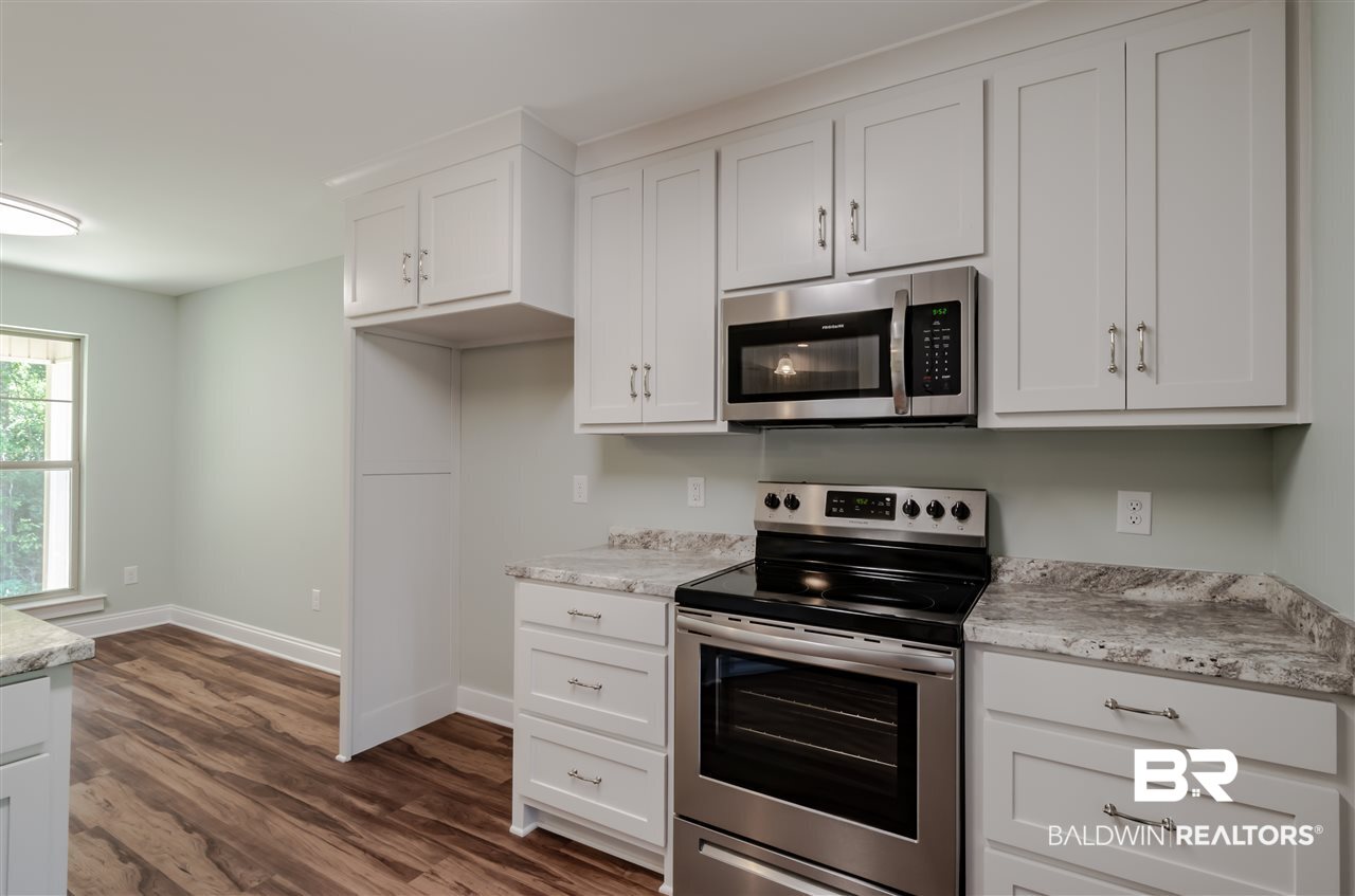 9622 Magnolia Cove Court Semmes, AL 36575 - Photo 19 of 36