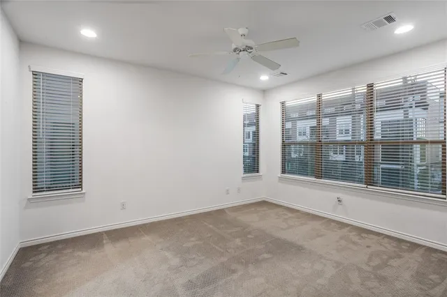 $2,800 | 203 Athenia Drive, Fort Worth, TX 76114