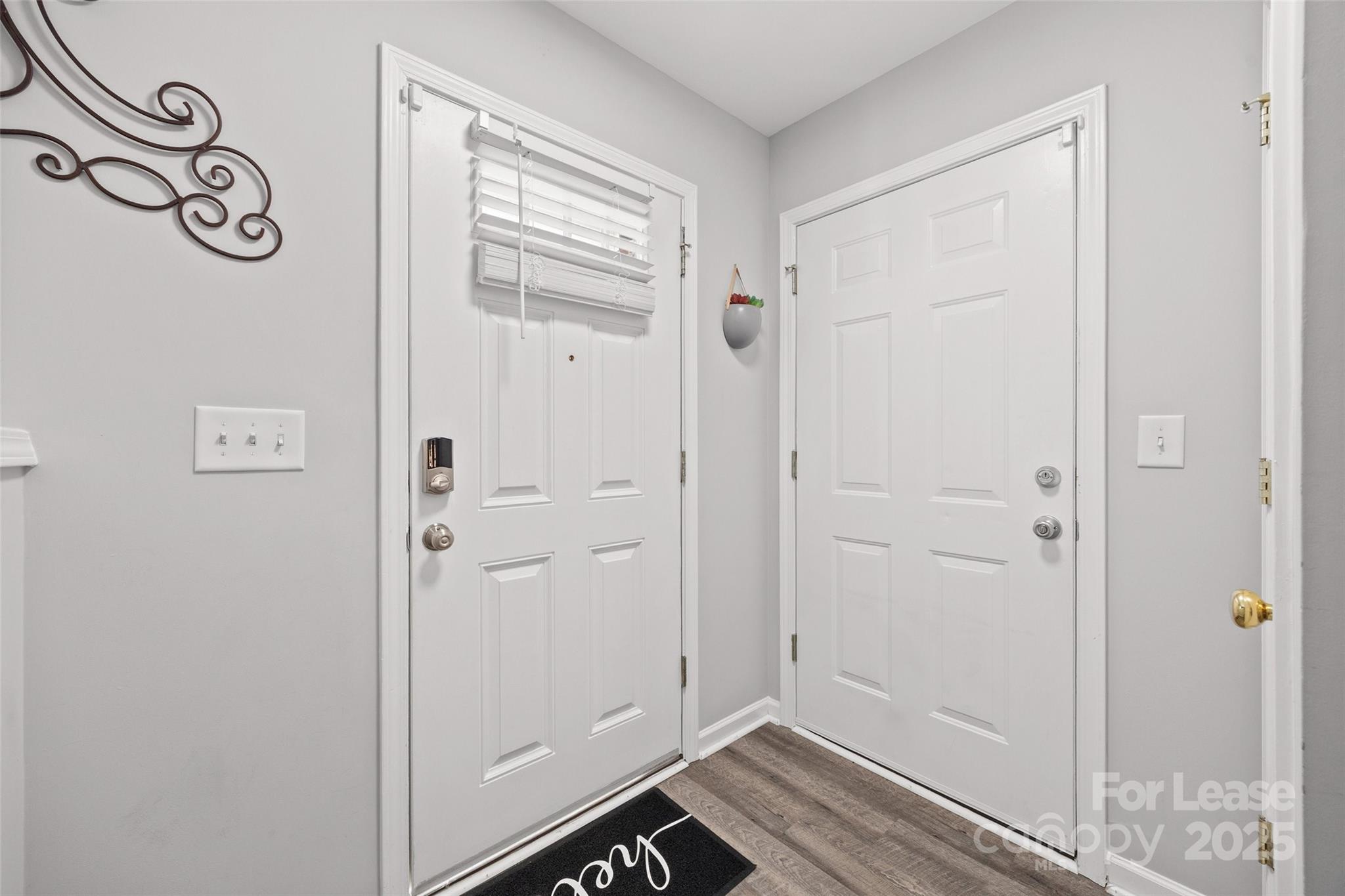 16865 Timber Crossing Road Charlotte, NC 28213 - Photo 3 of 39 a view of small space with wooden floor