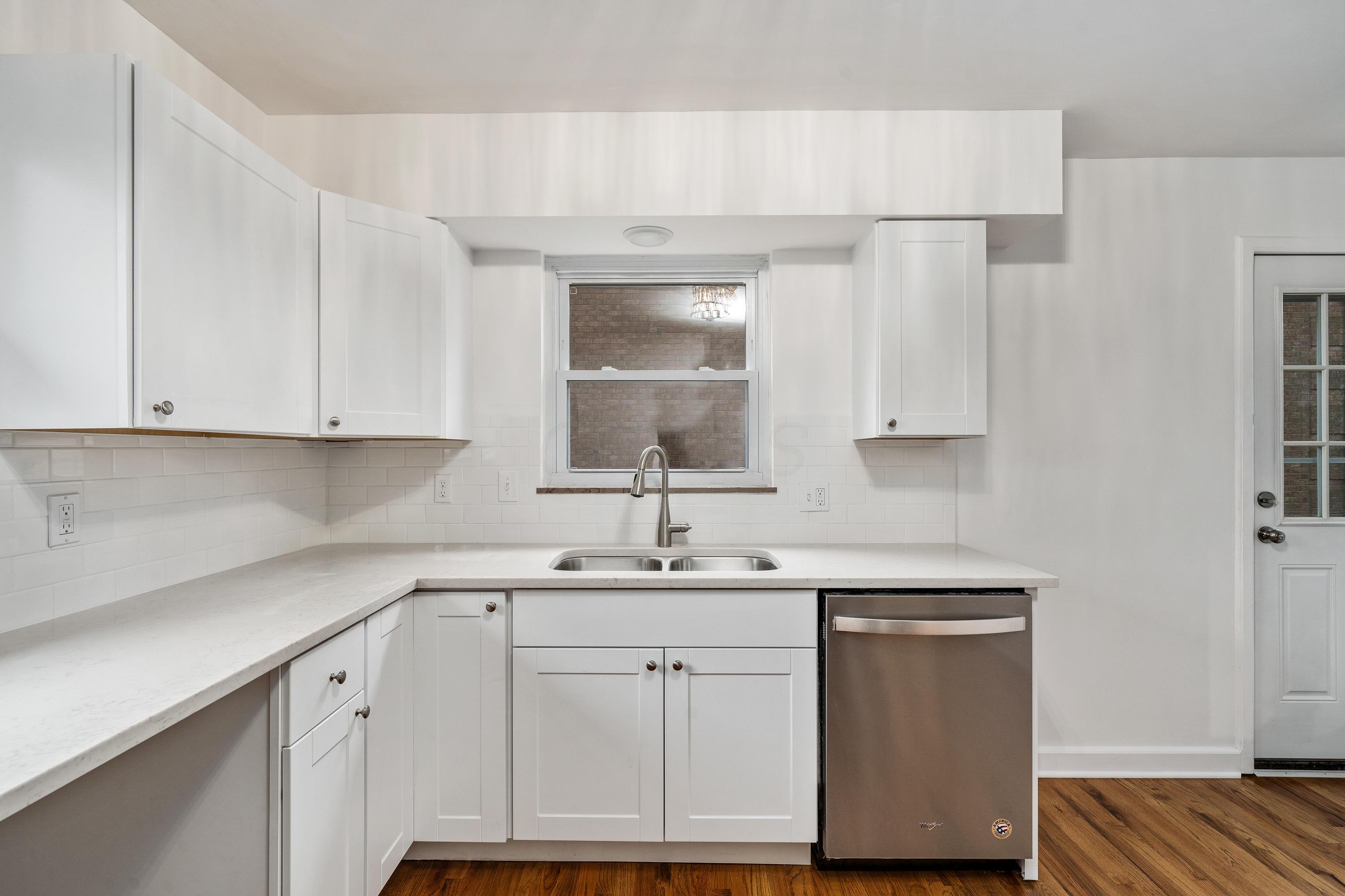 856 Palmer Road Columbus, OH 43212 - Photo 14 of 32 Gallery Image 14