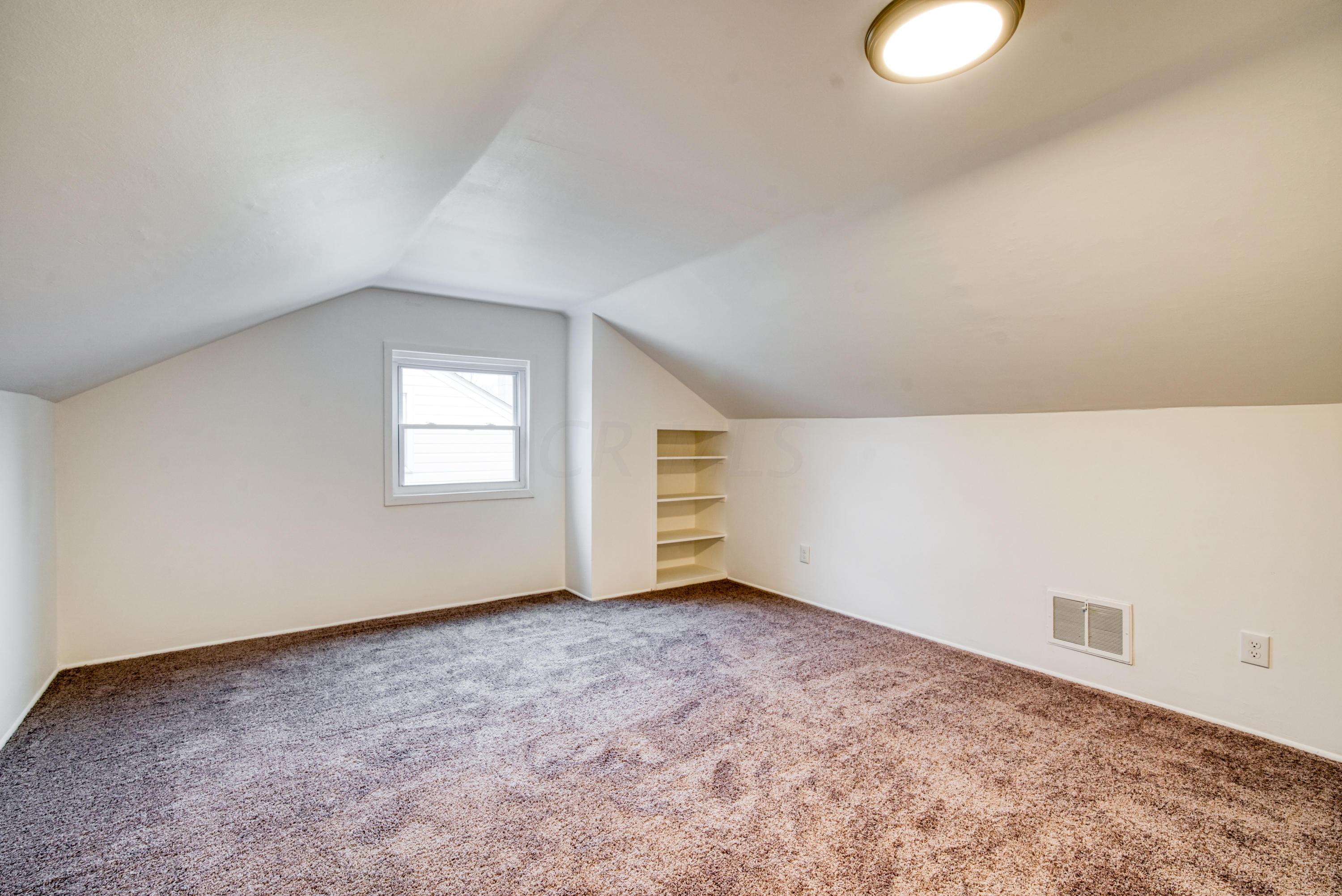 856 Palmer Road Columbus, OH 43212 - Photo 17 of 32 Gallery Image 17