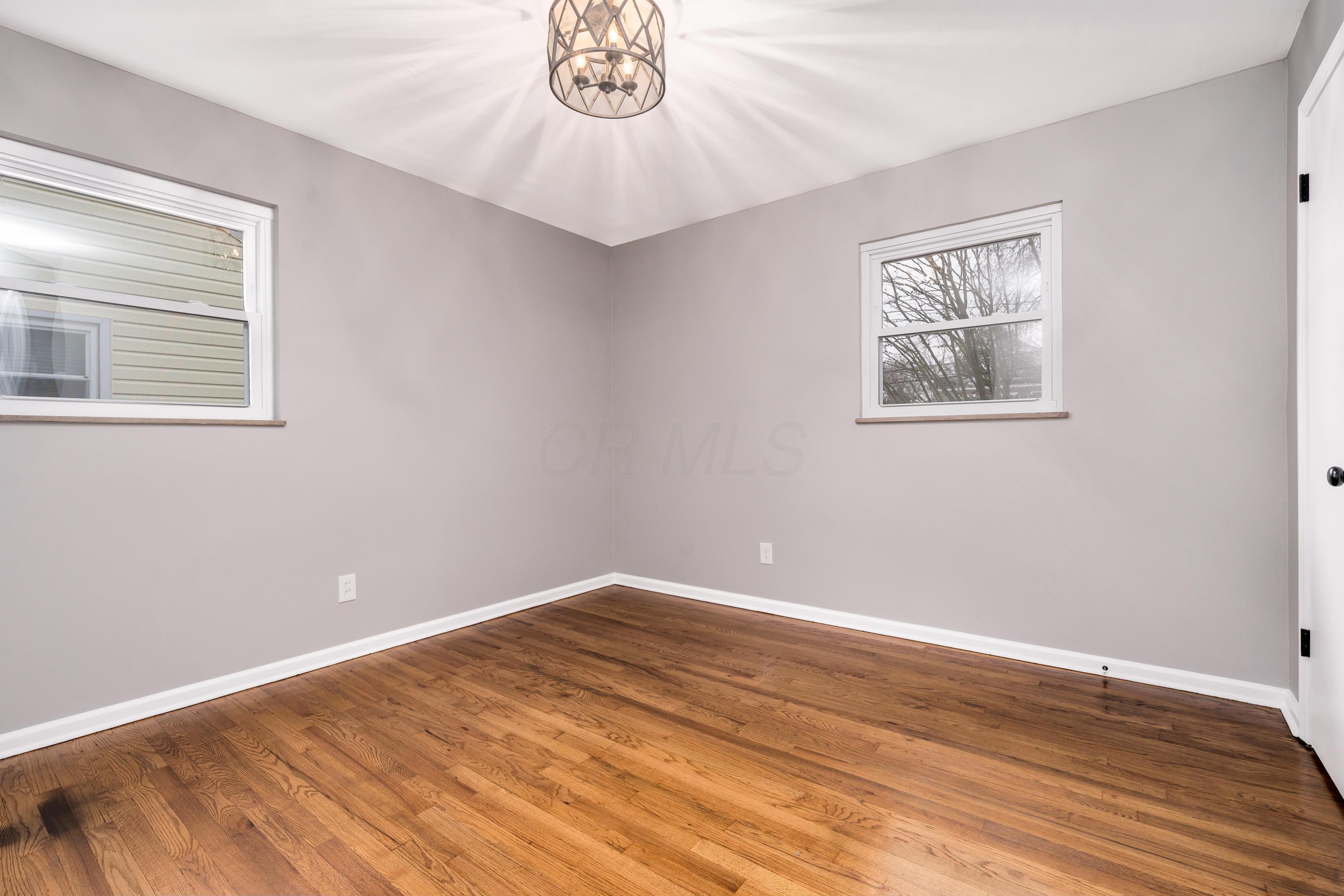 856 Palmer Road Columbus, OH 43212 - Photo 9 of 32 Gallery Image 9