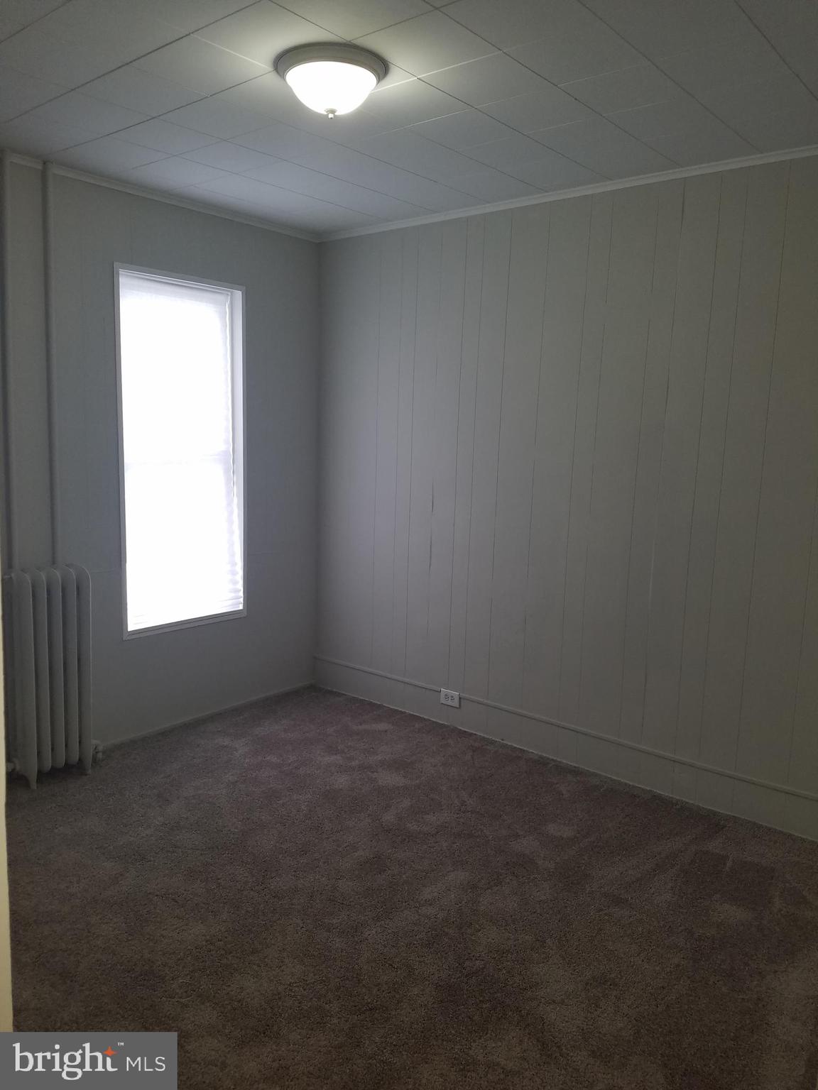 917 Robeson Street Reading, PA 19604 - Photo 11 of 18 2nd Bedroom