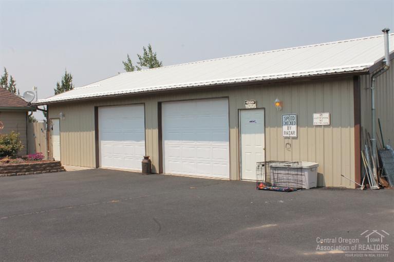 Detached shop/garage. There is an artis